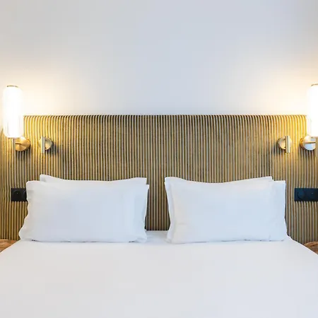 D'espagne Szálloda 3*