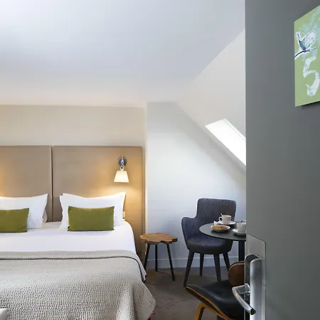 デエスパーニュ 3* パリ