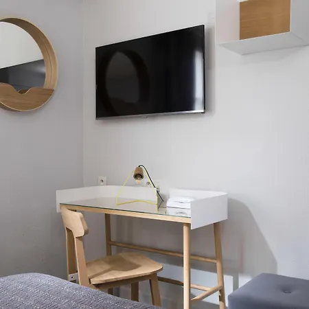 デエスパーニュ ホテル パリ