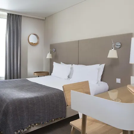 デエスパーニュ ホテル パリ