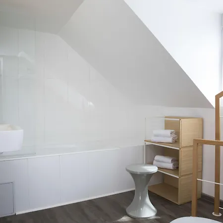 デエスパーニュ パリ