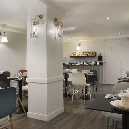 デエスパーニュ 3*