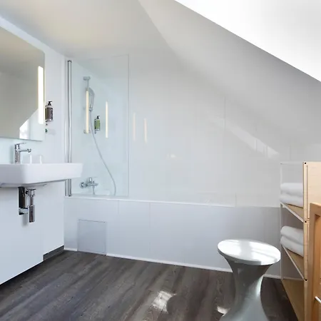 ホテル デエスパーニュ パリ