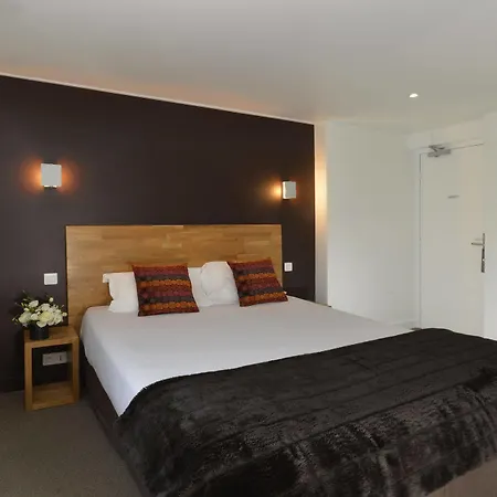 D'espagne 3* Paris