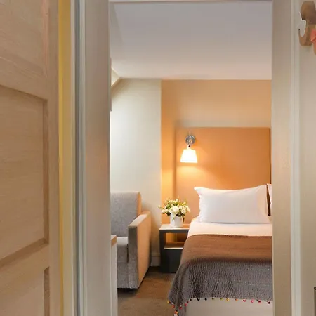 Hotel D'espagne 3*