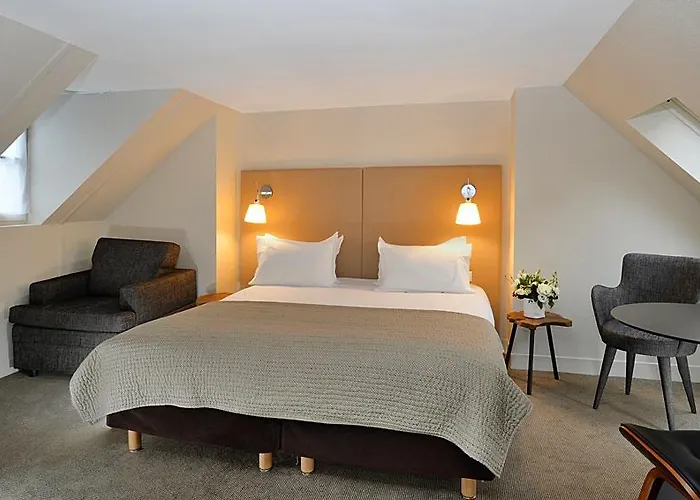 D'espagne 3* Париж