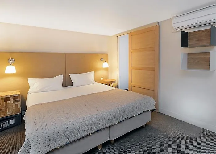 Отель D'espagne Париж