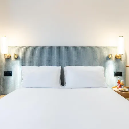 D'espagne 3* Париж